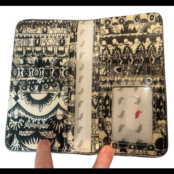 Sakroots Artist Boho Circle Elephant Embroidered Zip Wallet - Picture 3 of 3